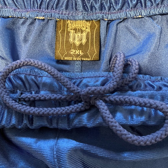 Youngs Lei Shorts Mens Small 2XL Blue Black Hawaiian Floral Y2K Basketball NWOT - Picture 2 of 6